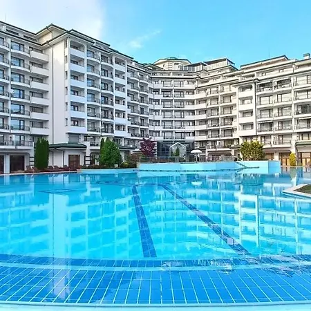 райский уголок Appartement Ravda